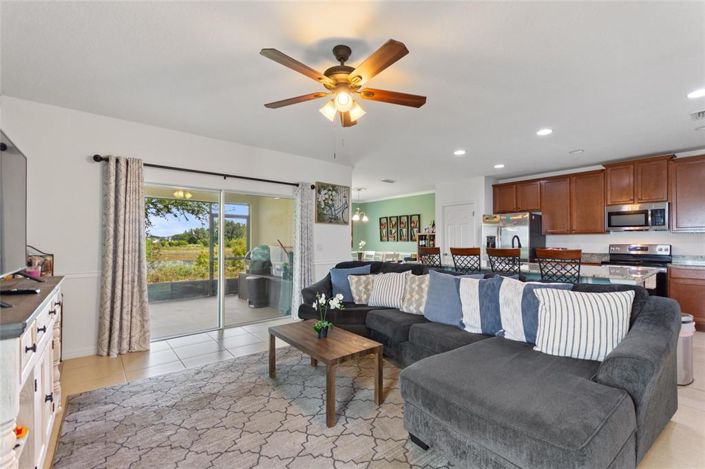 Image No.4-4 Bed Townhouse for sale