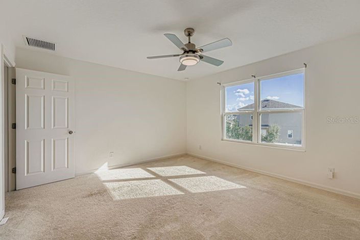 Image No.11-5 Bed Property for sale