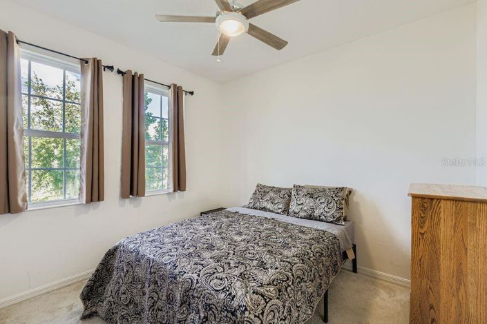 Image No.8-5 Bed Property for sale