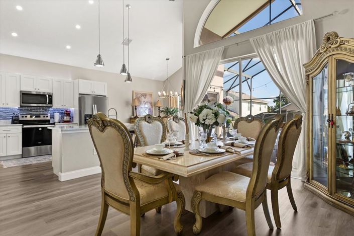 Image No.14-6 Bed Property for sale