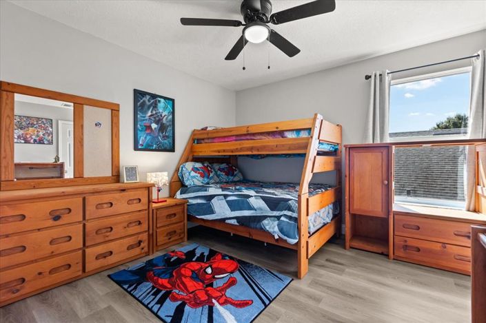 Image No.21-6 Bed Property for sale