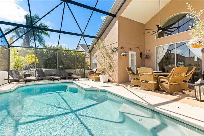 Image No.3-6 Bed Property for sale