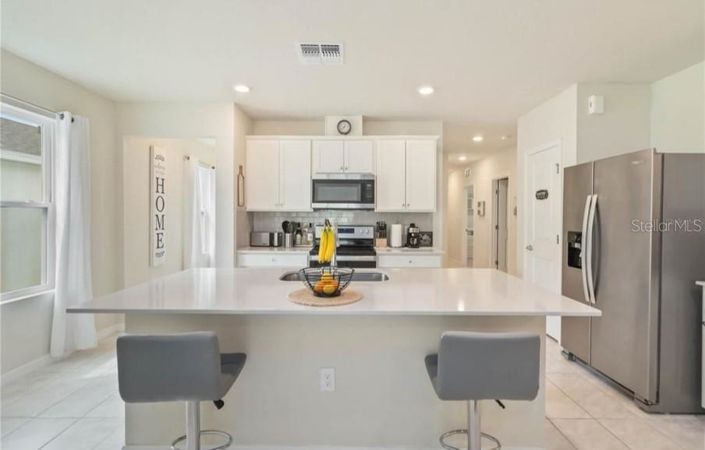 Image No.11-4 Bed Property for sale