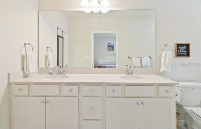 Image No.18-4 Bed Property for sale