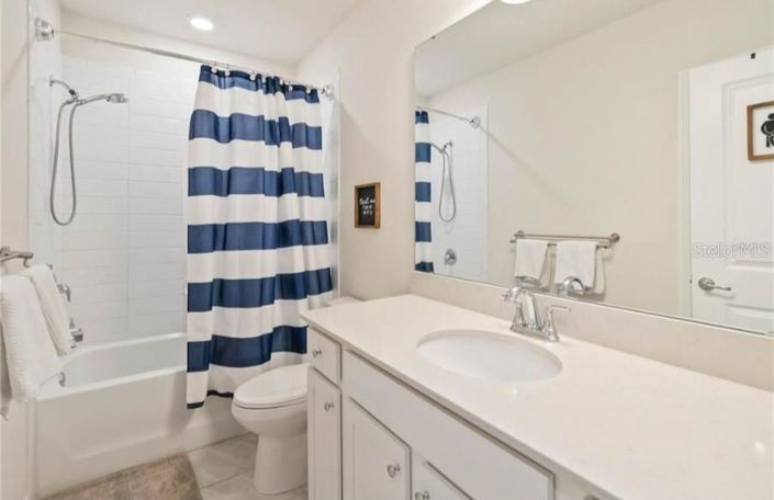 Image No.26-4 Bed Property for sale