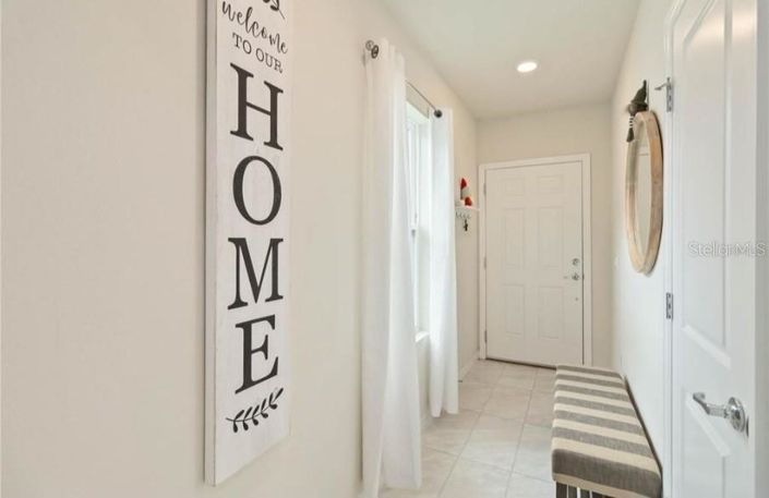 Image No.5-4 Bed Property for sale