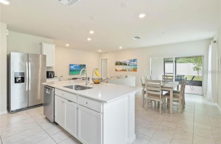 Image No.9-4 Bed Property for sale