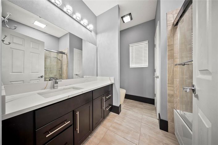 Image No.32-5 Bed Property for sale