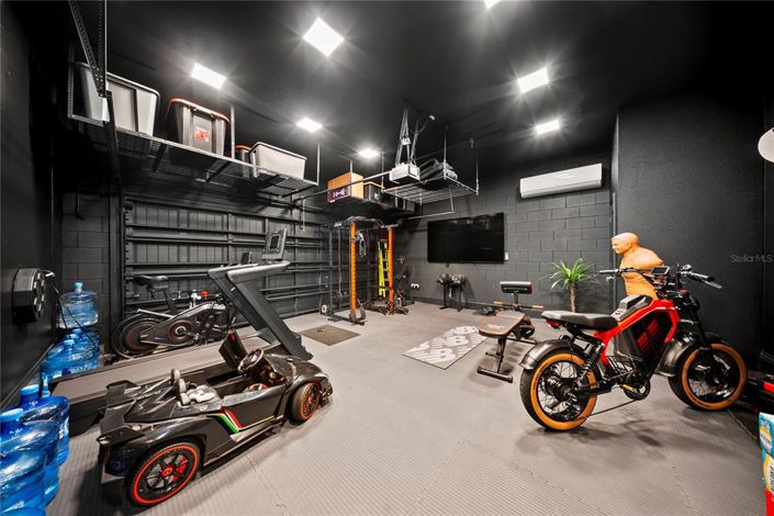 Image No.44-5 Bed Property for sale