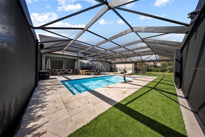 Image No.50-5 Bed Property for sale