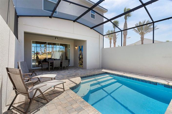 Image No.16-6 Bed Townhouse for sale