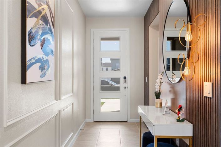 Image No.2-6 Bed Townhouse for sale