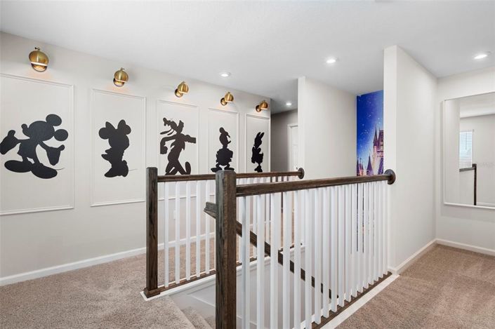 Image No.20-6 Bed Townhouse for sale