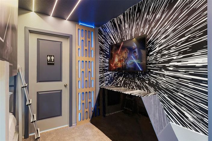 Image No.31-6 Bed Townhouse for sale