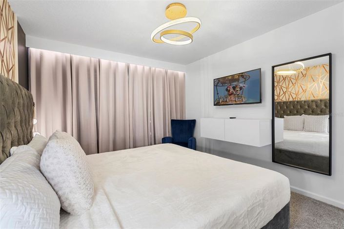 Image No.34-6 Bed Townhouse for sale