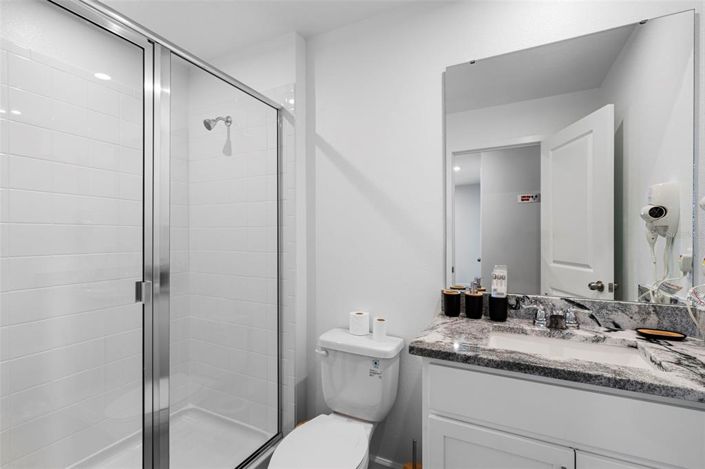 Image No.35-6 Bed Townhouse for sale