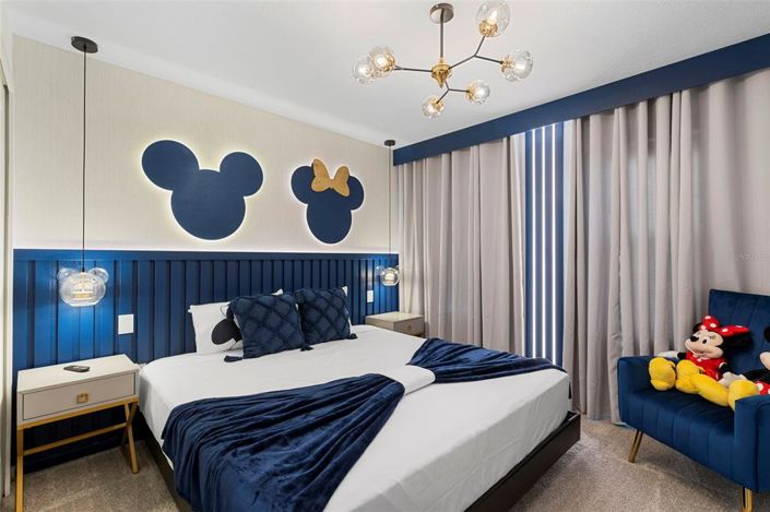 Image No.36-6 Bed Townhouse for sale