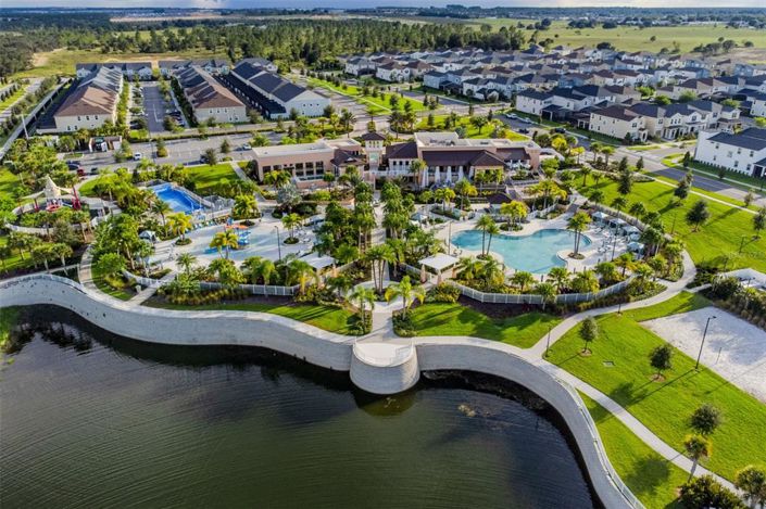 Image No.45-6 Bed Townhouse for sale