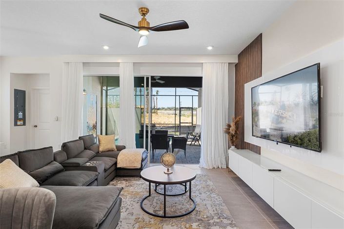 Image No.5-6 Bed Townhouse for sale