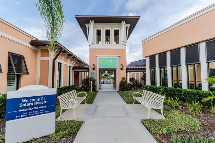 Image No.50-6 Bed Townhouse for sale