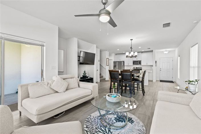 Image No.10-4 Bed Townhouse for sale