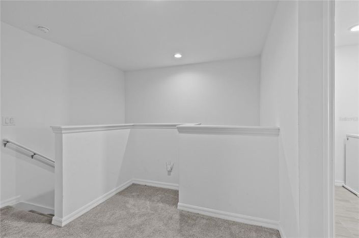 Image No.13-4 Bed Townhouse for sale