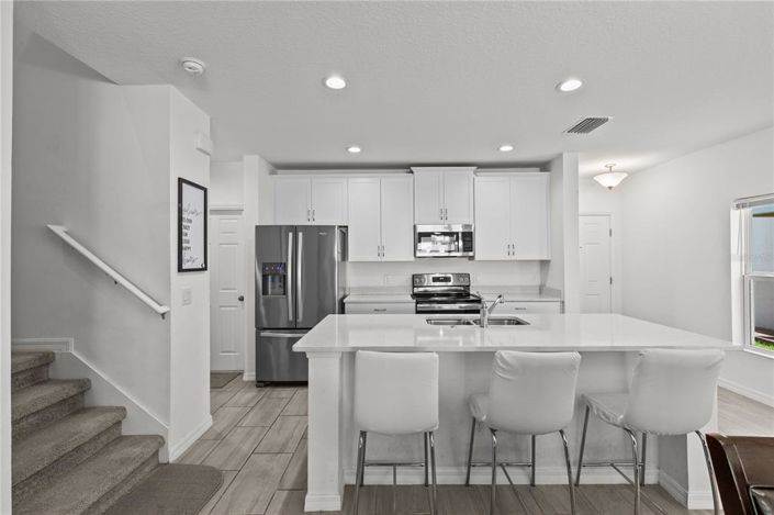 Image No.8-4 Bed Townhouse for sale