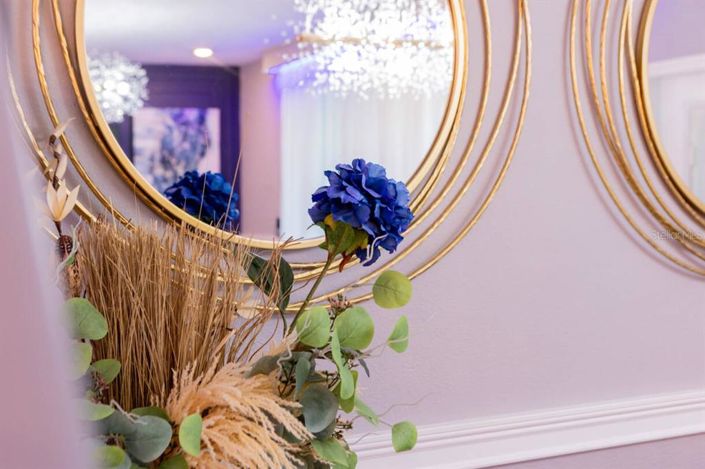 Image No.16-5 Bed Townhouse for sale