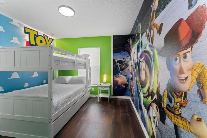 Image No.14-4 Bed Property for sale