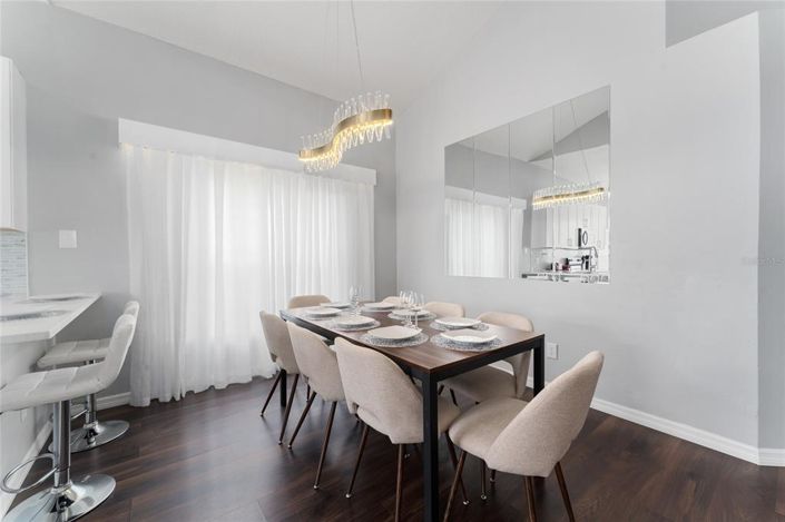 Image No.3-4 Bed Property for sale