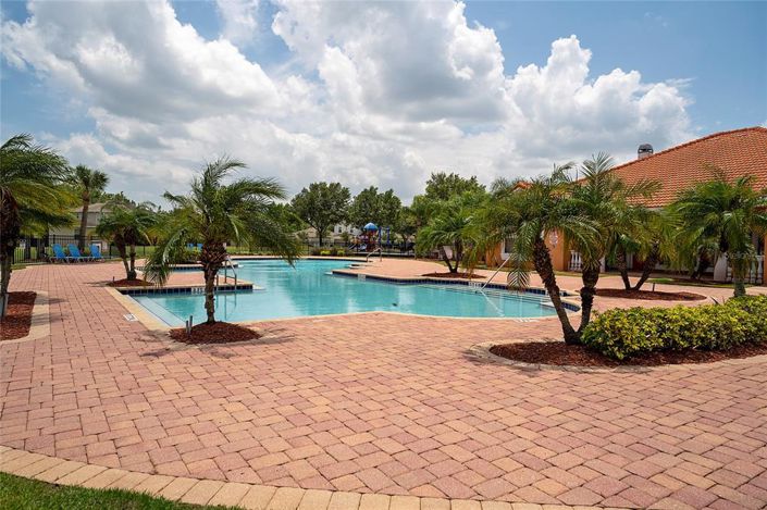 Image No.43-4 Bed Property for sale