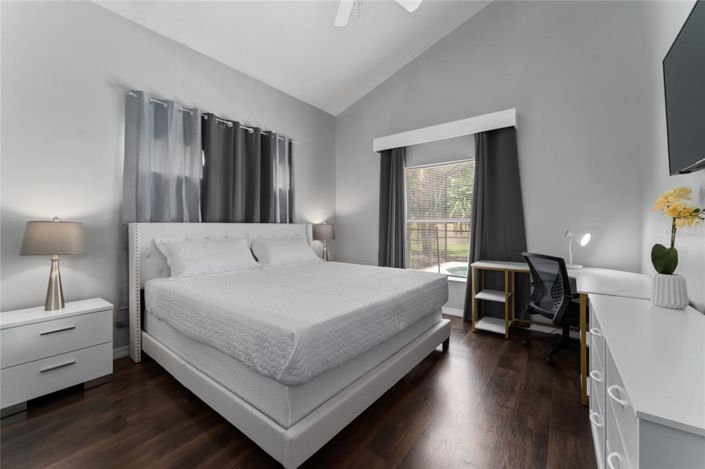 Image No.9-4 Bed Property for sale