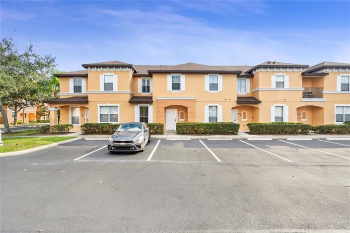 Image No.1-3 Bed Townhouse for sale