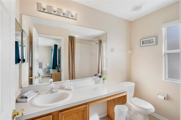 Image No.13-3 Bed Townhouse for sale