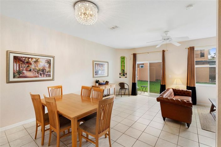 Image No.6-3 Bed Townhouse for sale