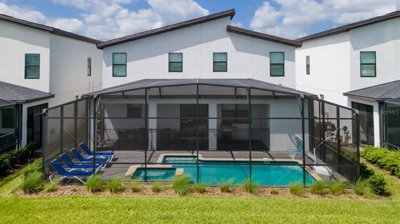 6 Bed Property for sale