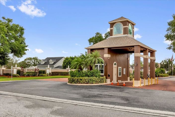 Image No.19-3 Bed Property for sale