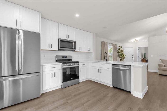 Image No.2-3 Bed Property for sale