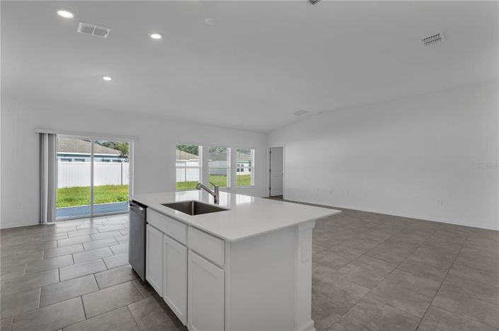 Image No.24-4 Bed Property for sale