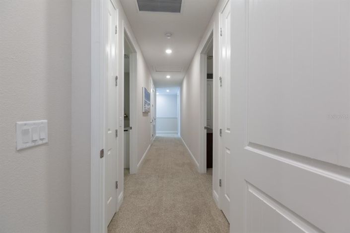 Image No.39-6 Bed Property for sale