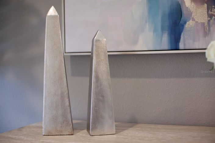 Image No.55-6 Bed Property for sale