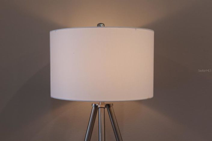 Image No.56-6 Bed Property for sale