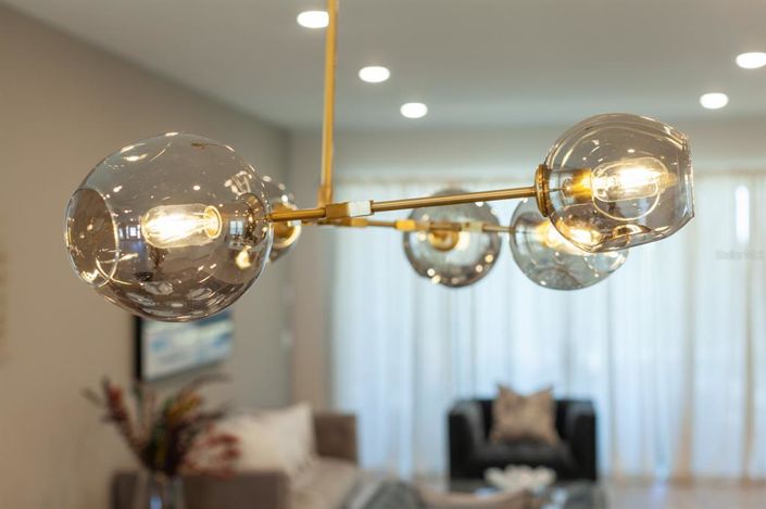 Image No.59-6 Bed Property for sale