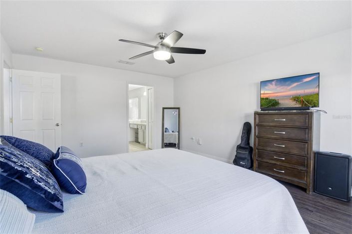 Image No.25-5 Bed Property for sale