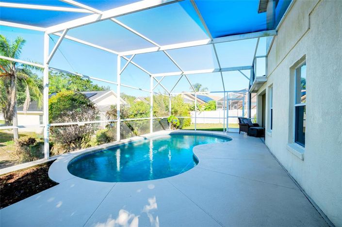 Image No.38-5 Bed Property for sale