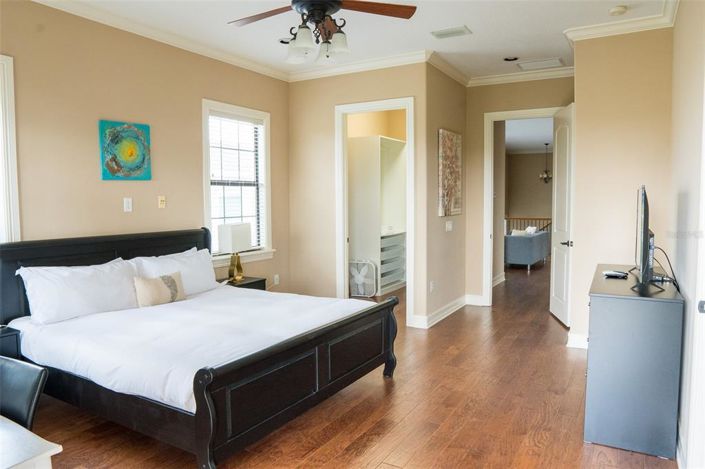 Image No.16-4 Bed Property for sale