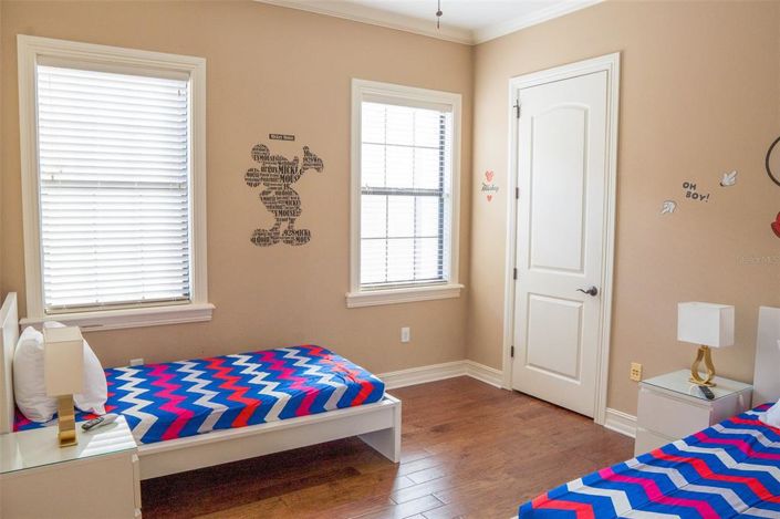 Image No.22-4 Bed Property for sale