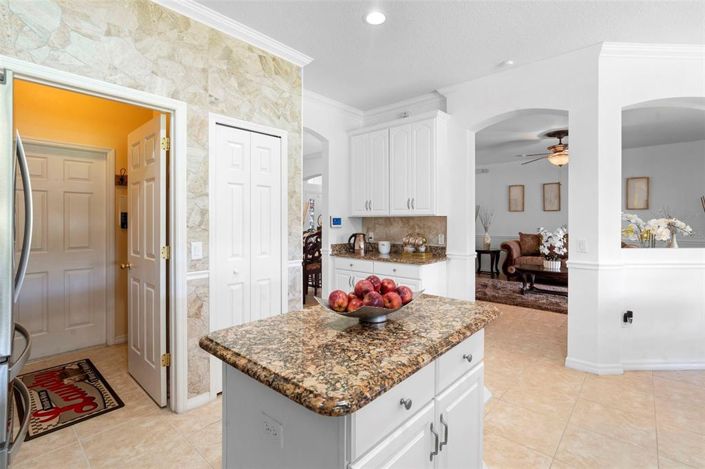 Image No.14-4 Bed Property for sale