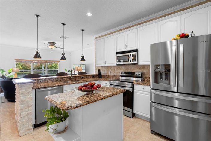 Image No.15-4 Bed Property for sale