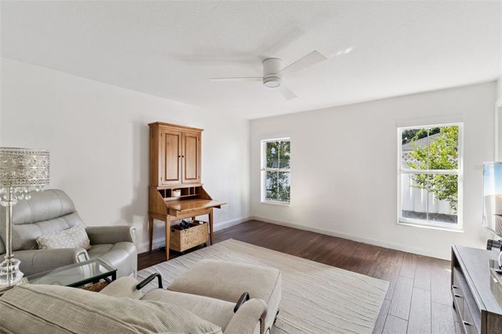 Image No.21-4 Bed Property for sale